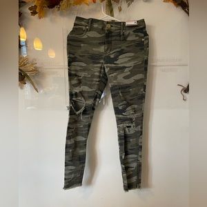 NWT express camo distressed